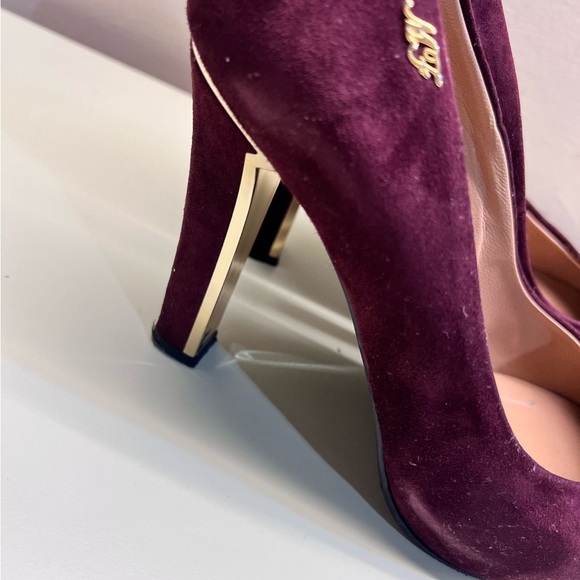 MARINO FABIANI MADE IN ITALY SUEDE  Elegant Burgundy Pumps - Picture 6 of 9